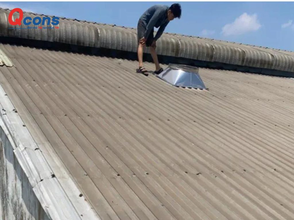 Kiểm tra chống dột tôn mái Kiểm tra chống dột tôn mái