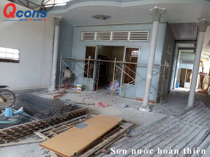 Sơn nước dặm vá hoàn thiện nhà