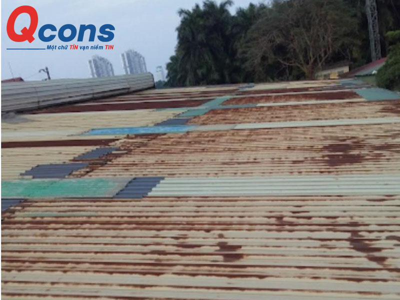 Hiện trạng mái tôn bị rỉ sét