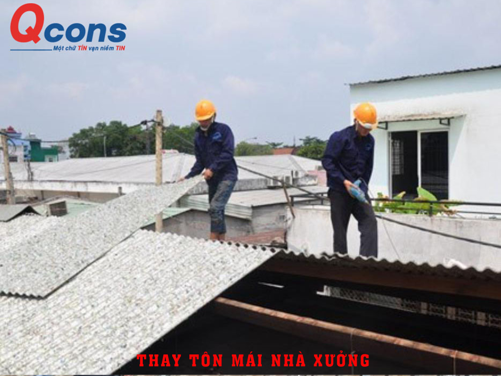 Thay tôn mái xưởng Đức Thiện